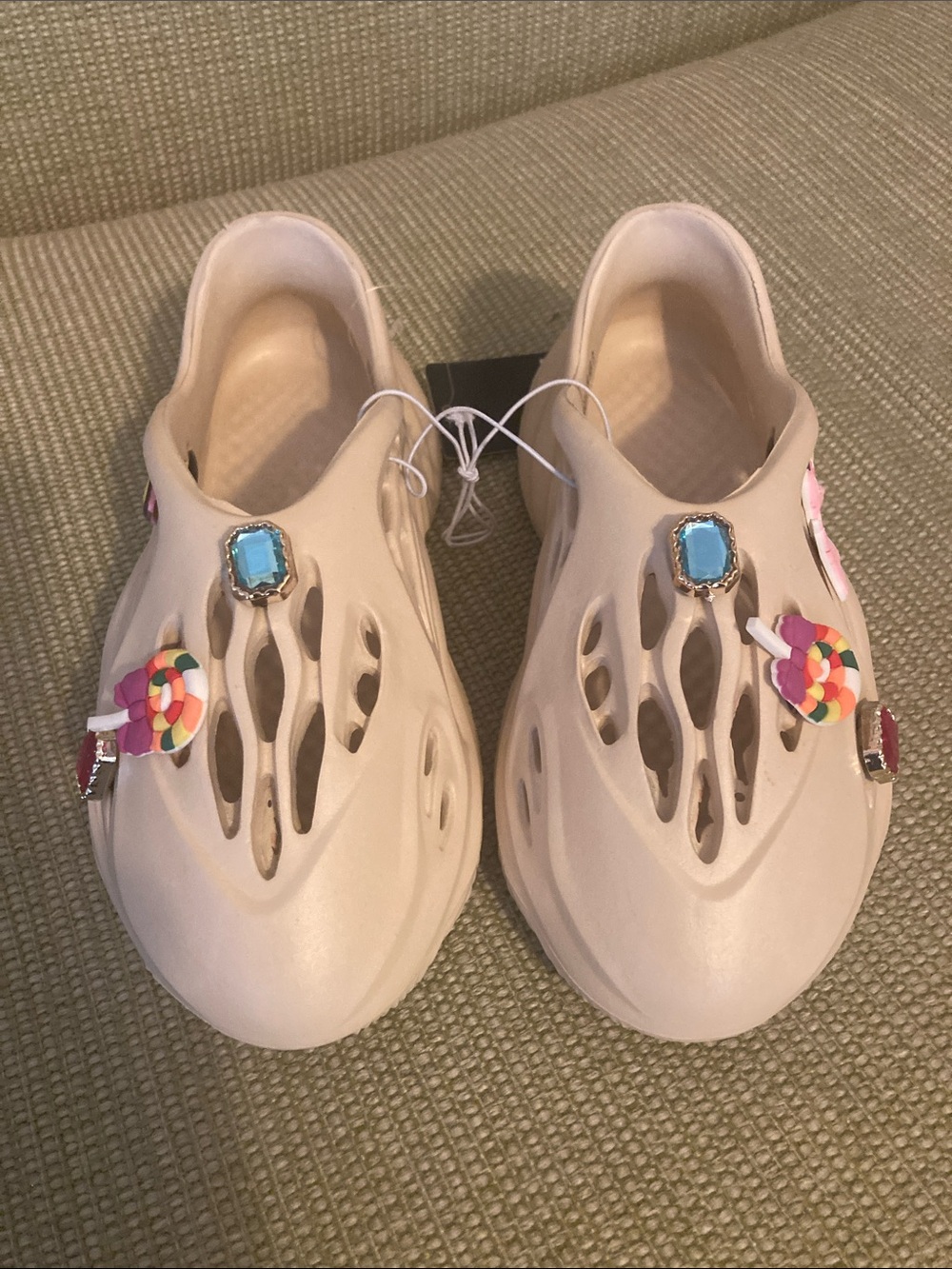 American Exchange children’s shoes size 13, nwt, beigey-pink color